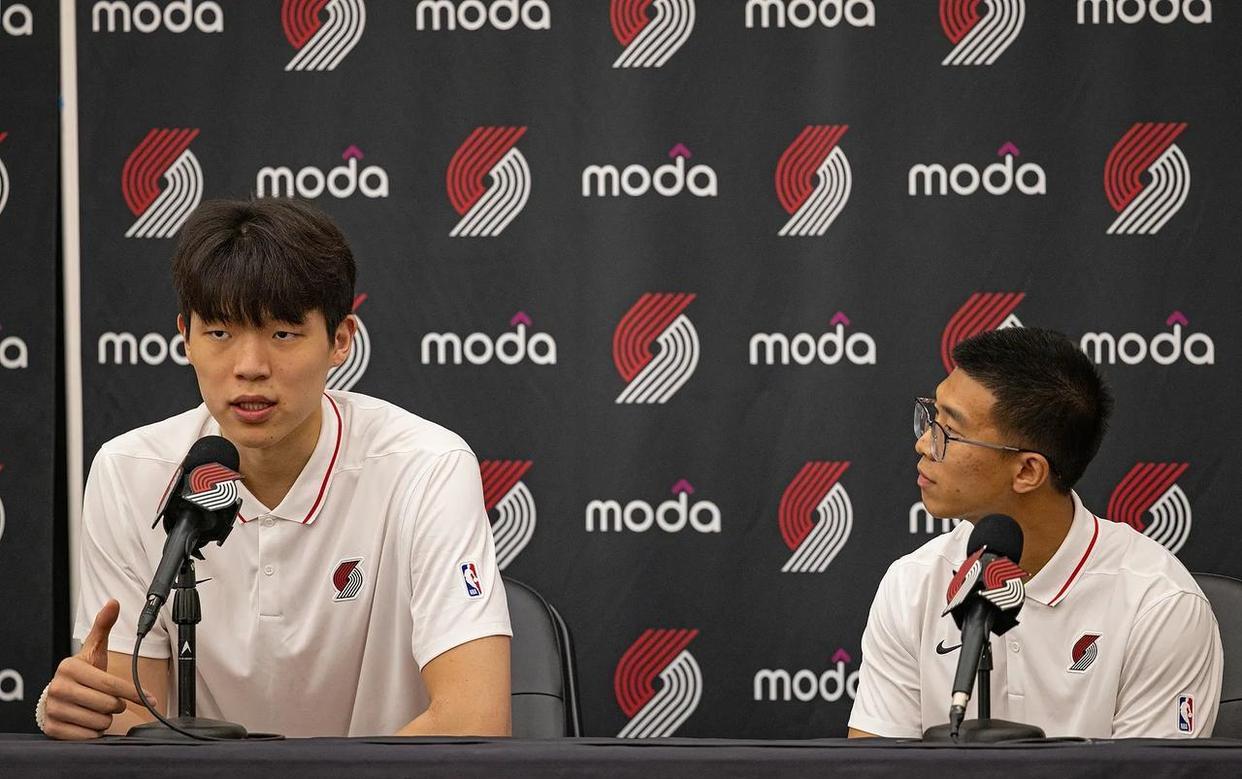 开云-马赛训练开放日;国际比赛日造点机会引欢呼;NBA季后赛在即;细节决定成败的简单介绍